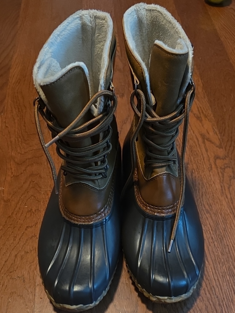 JBU Women's Brown and Black Waterproof Lace-Up Winter Boots
